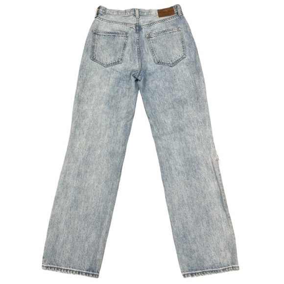 Aritzia Denim Forum Light Blue Distressed High Rise Loose Jeans | Size 26/29L - Picture 10 of 16